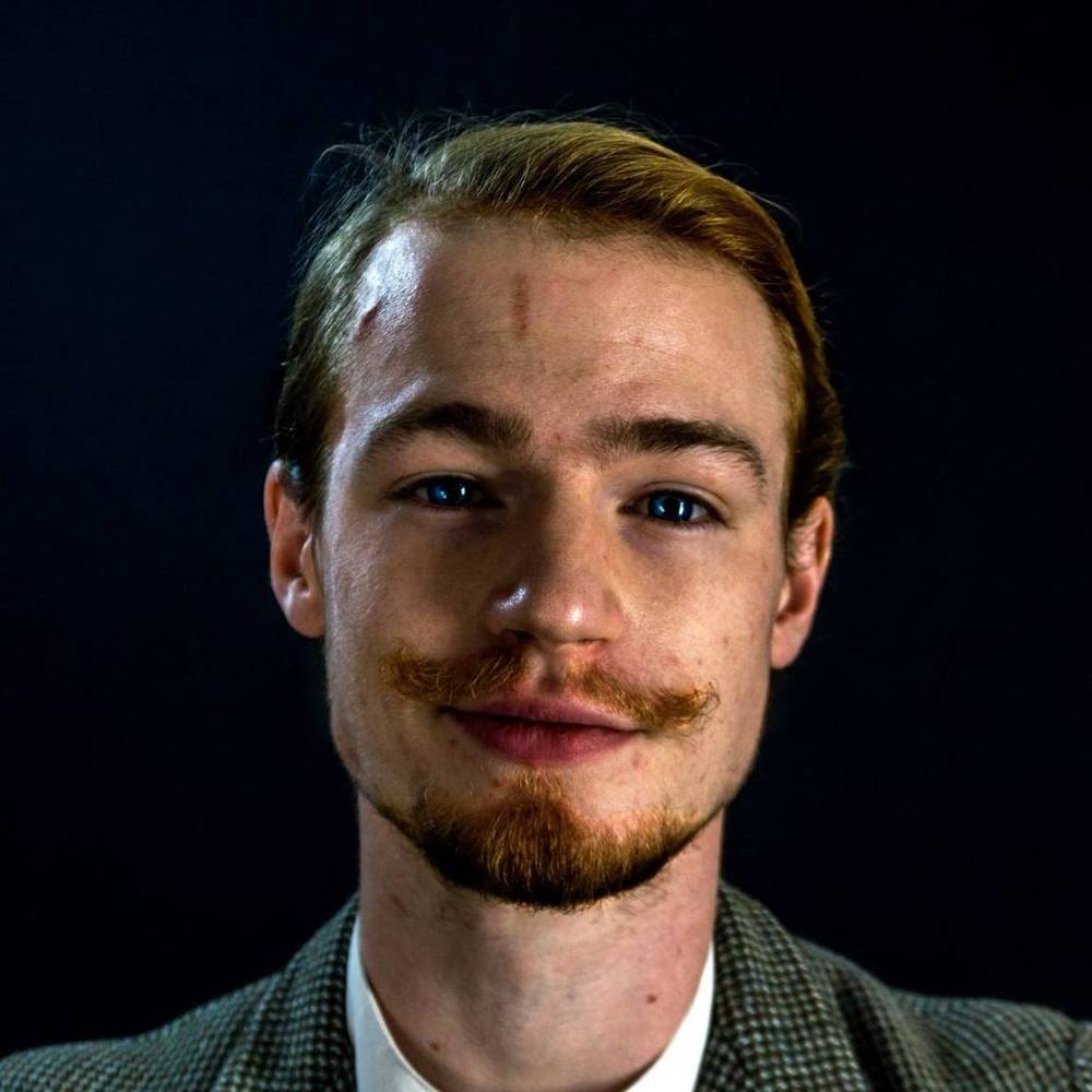 Meet your Posher, Max
